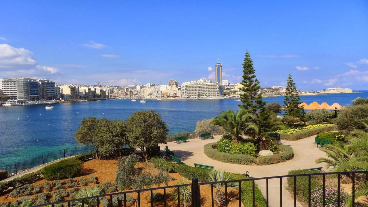 Luxury With Balcony, Area Lägenhet Gzira