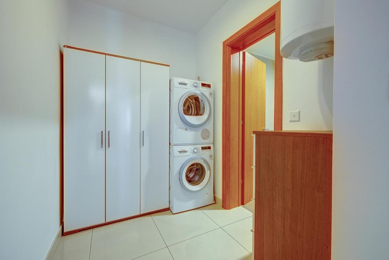 Luxury With Balcony, Area Gzira